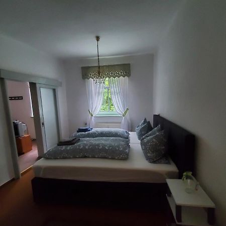 Ferienwohnung Am Rosengarten Loebau Luaran gambar